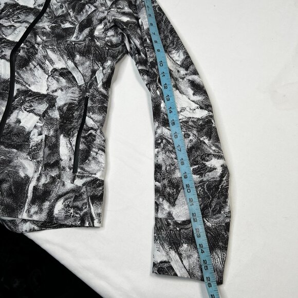 Lululemon Break A Trail Jacket Hooded Windbreaker Take Flight Grey Multi 8 - Picture 11 of 16
